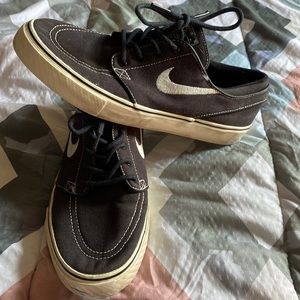 Nike - Stefan Janoski Shoes
